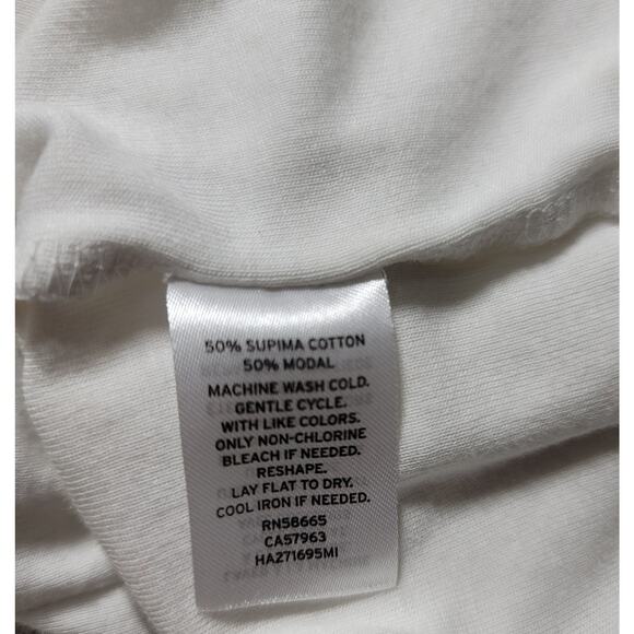 Halogen White Round Neck Sleeveless Tank Top Medium Lightweight Soft Stretchy - Picture 4 of 5